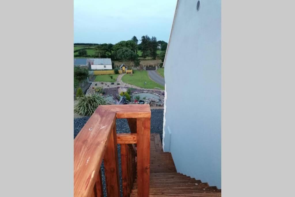 Self Catering Upstairs Apartment At Tradcottage Sligo Exterior foto